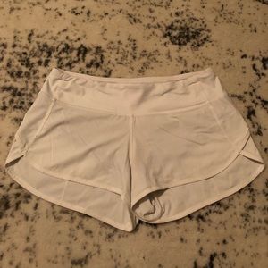 white lululemon speed shorts